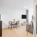 Limehome Hauptplatz * Villach