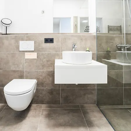 Limehome Hauptplatz * Villach