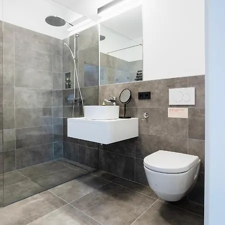 Limehome Hauptplatz Villach