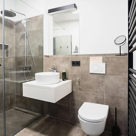 Daire Limehome Hauptplatz Villach
