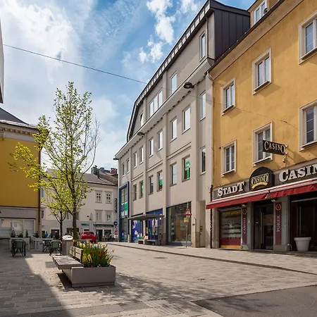 Daire Limehome Hauptplatz Villach